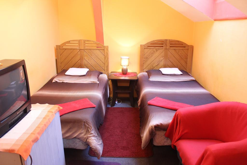 Hostel Pokoje Na Chmielnej 2 Varšava Pokoj fotografie