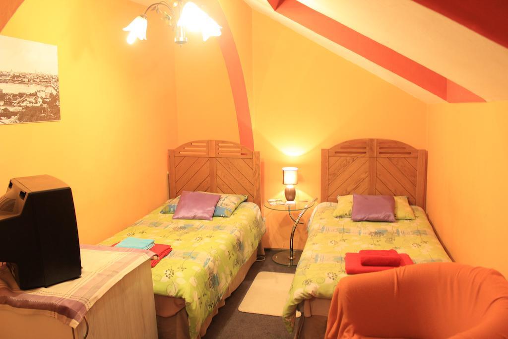 Hostel Pokoje Na Chmielnej 2 Varšava Pokoj fotografie